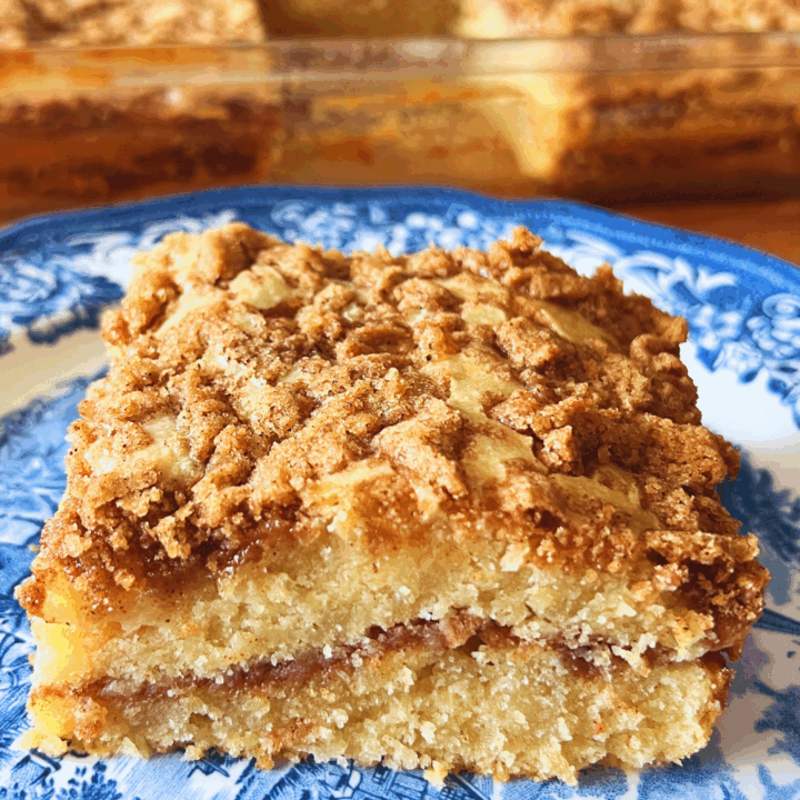 Sourdough discard cinnamon coffee cake