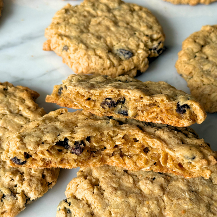 Chewy Brown Butter Oatmeal Raisin Cookies