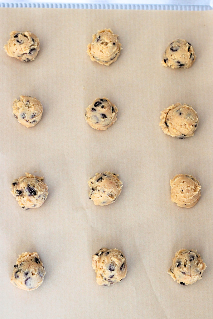 crisp & chewy chocolate chip cookies