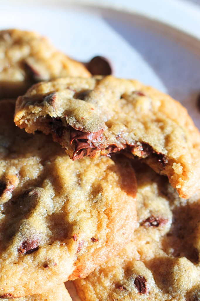 crisp & chewy chocolate chip cookies