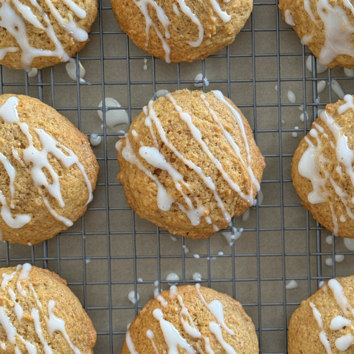 Cinnamon Applesauce Cookies