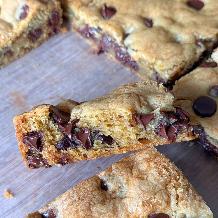 Chocolate Chip Cookie Bars (9x13)