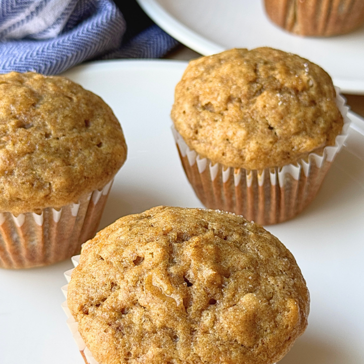 Healthy Maple Cinnamon Banana Muffins (One Bowl)
