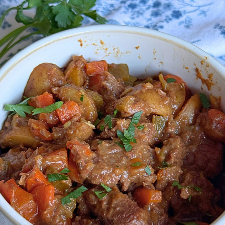 Easy Dutch Oven Beef Stew