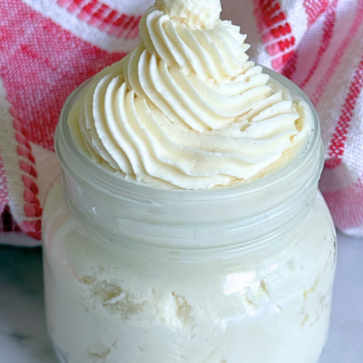 Homemade Vanilla Buttercream Frosting